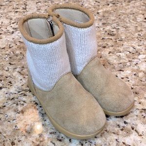 GUC TAN W/WINTER WHITE SWEATER TOP SZ 8